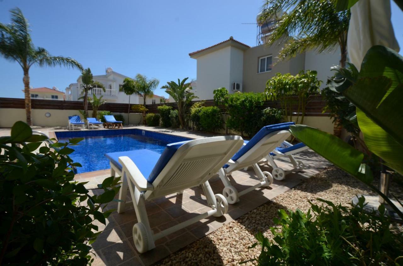 Villa Favor - 3 Bed With Pool Close To Nissi Beach Ajía Nápa Eksteriør bilde